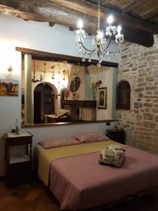 Non Ditelo Al Duca - Lo Spagna Spoleto Bagian luar foto