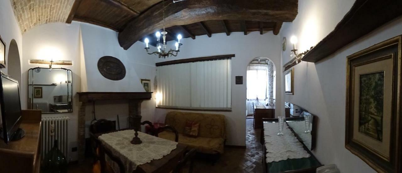 Non Ditelo Al Duca - Lo Spagna Spoleto Bagian luar foto